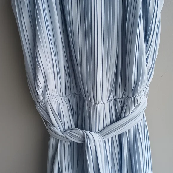 Express - Picture 6 of 16